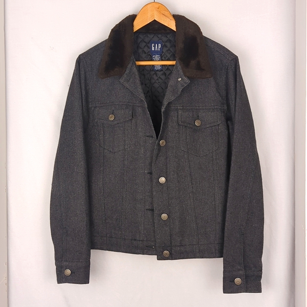 GAP Women's Gray Wool Trucker Jacket With Brown Fur Collar